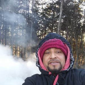 Meet your Posher, Moises